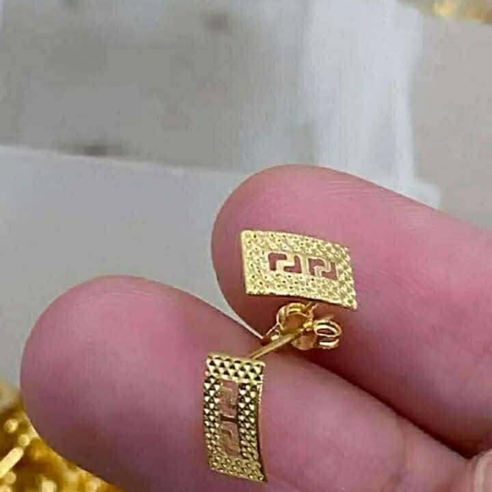Stampd Gold Textured Earrings